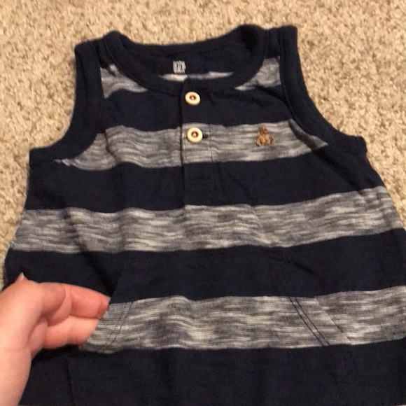 Baby Gap One Piece - Picture 2 of 4
